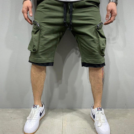 Fitness shorts with multiple pockets