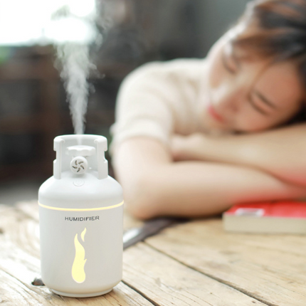 Multifunctional gas tank humidifier