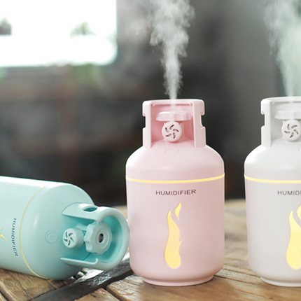 Multifunctional gas tank humidifier